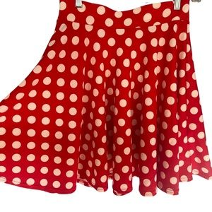 Red/white pookiedot skirt